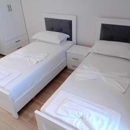 Hotel Opolonia Ksamil Eksteriør bilde