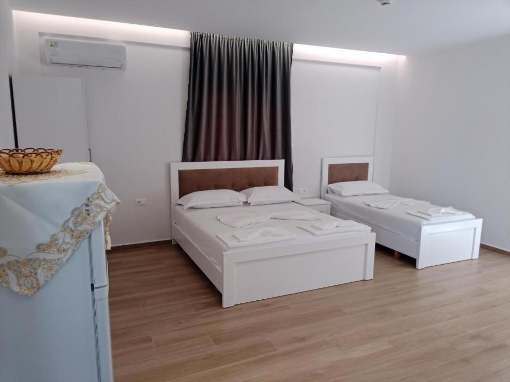 Hotel Opolonia Ksamil Eksteriør bilde