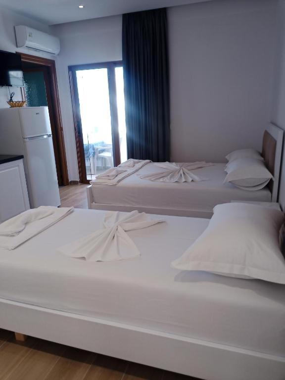 Hotel Opolonia Ksamil Eksteriør bilde