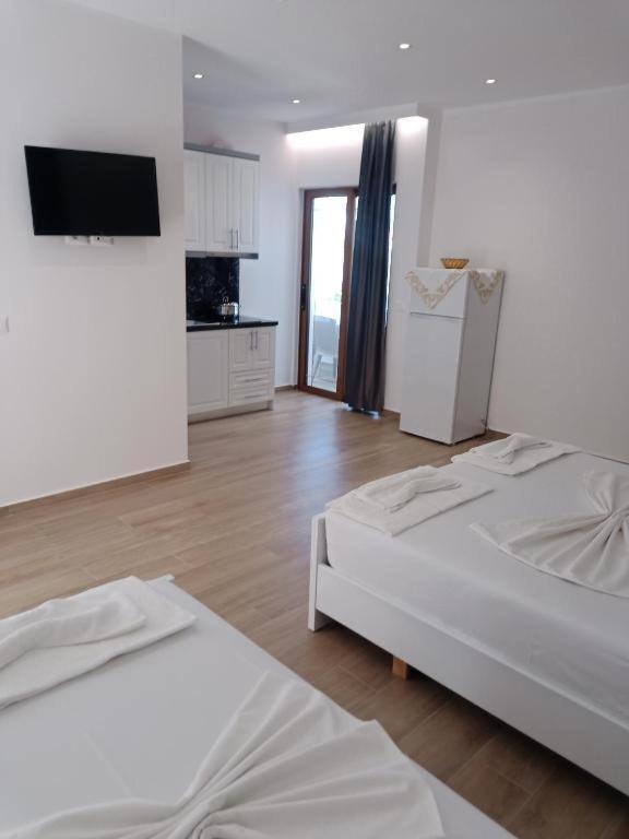 Hotel Opolonia Ksamil Eksteriør bilde