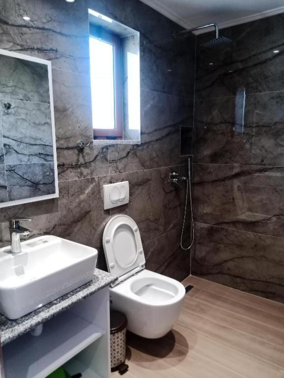 Hotel Opolonia Ksamil Eksteriør bilde